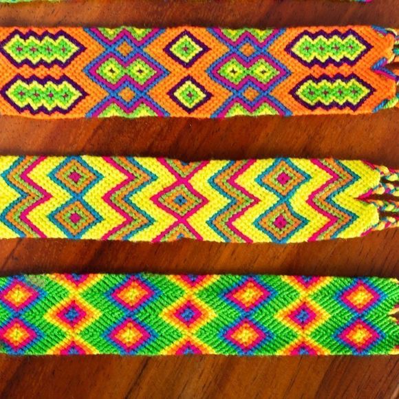 Wayuu handmade bracelets vivid colors original colombian - Picture 3 of 3